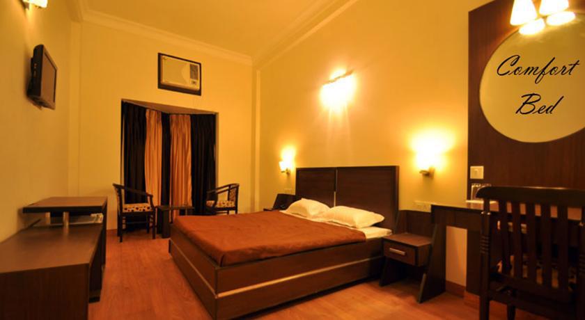 Hotel Hong Kong Inn Amritsar Phòng bức ảnh