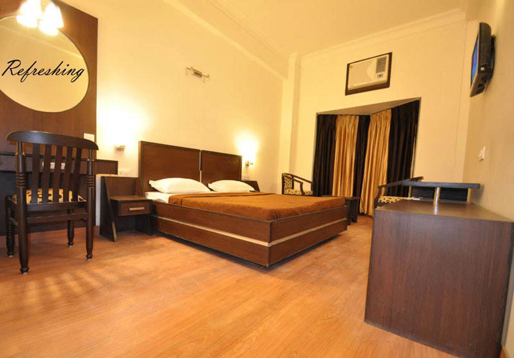 Hotel Hong Kong Inn Amritsar Phòng bức ảnh
