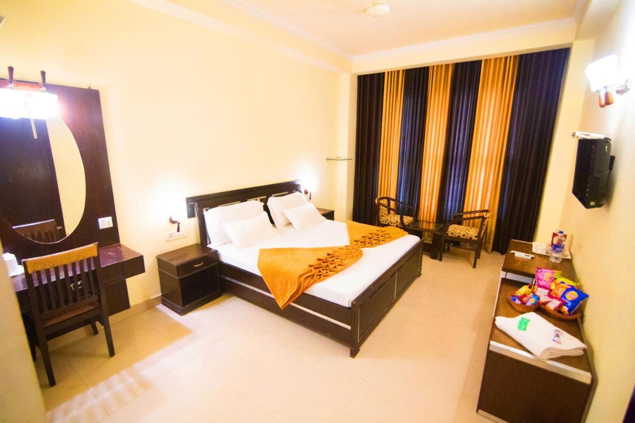 Hotel Hong Kong Inn Amritsar Ngoại thất bức ảnh
