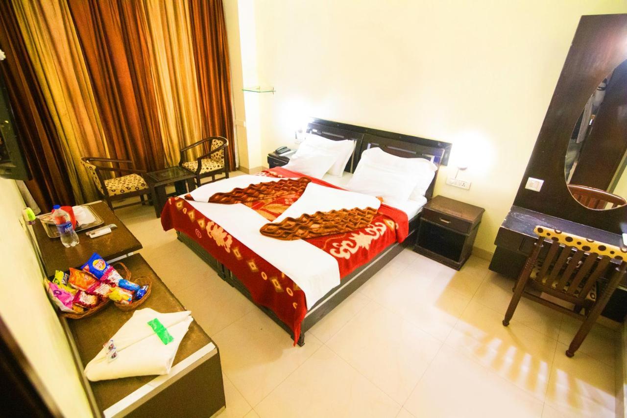 Hotel Hong Kong Inn Amritsar Ngoại thất bức ảnh