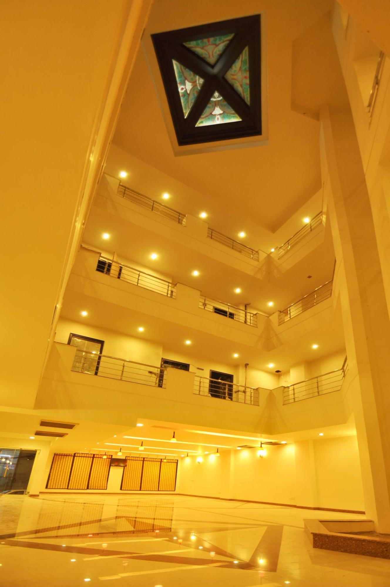 Hotel Hong Kong Inn Amritsar Ngoại thất bức ảnh