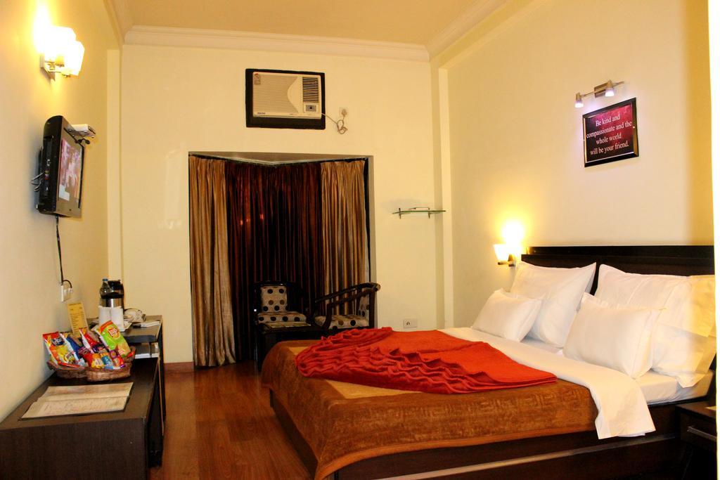 Hotel Hong Kong Inn Amritsar Ngoại thất bức ảnh